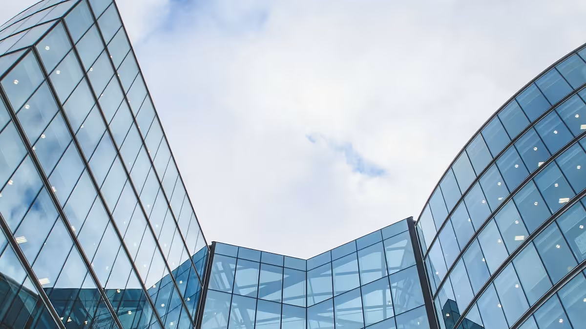 Logística en Cataluña: las contrataciones de naves crecen 61%