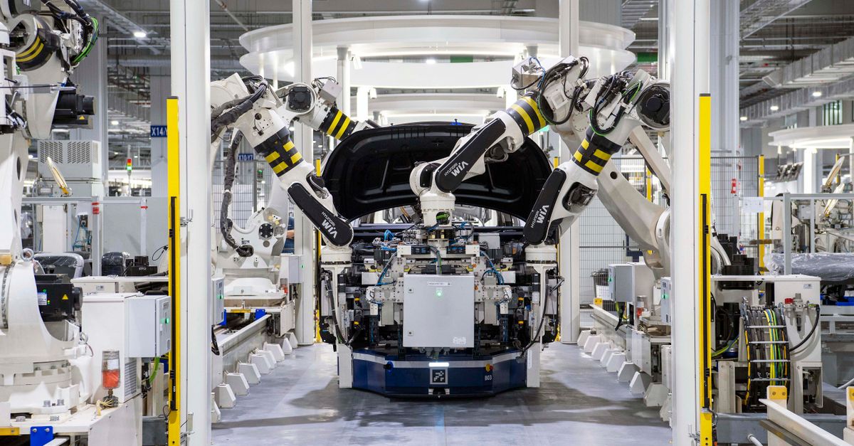 Toyota abre nueva planta de montacargas en Indiana